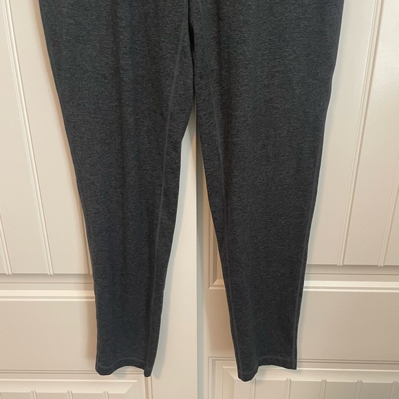 Vuori men’s performance joggers charcoal grey size large - Picture 2 of 6